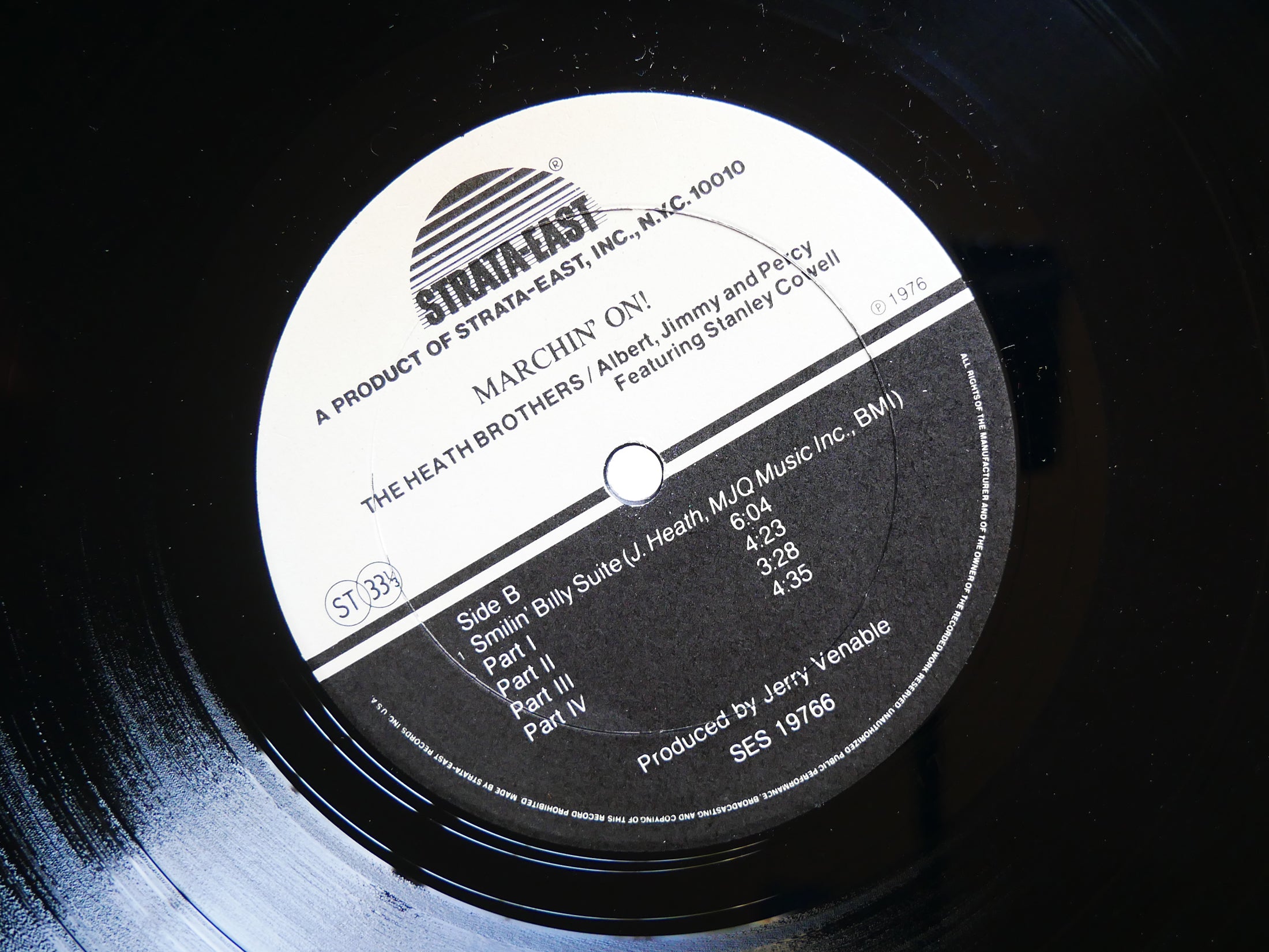 HEATH BROTHERS STANLEY COWELL Marchin' On! LP STRATA-EAST SES 19766 US 1976 VG+