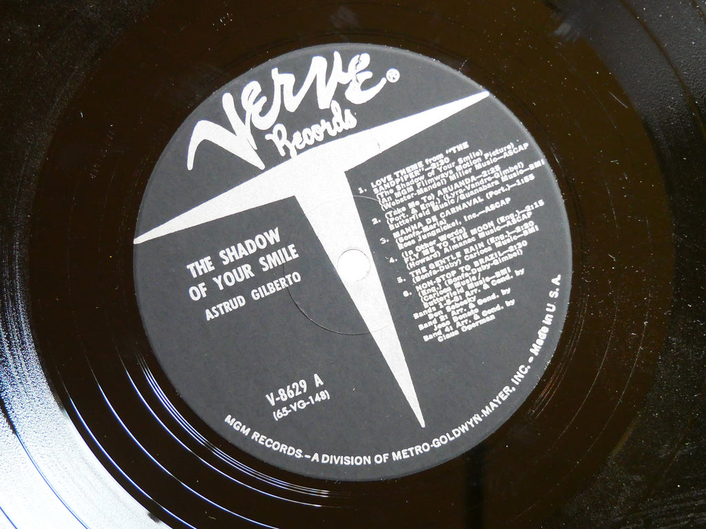 ASTRUD GILBERTO The Shadow Of Your Smile LP VERVE V-8629 US 1965 RVG MONO VG+