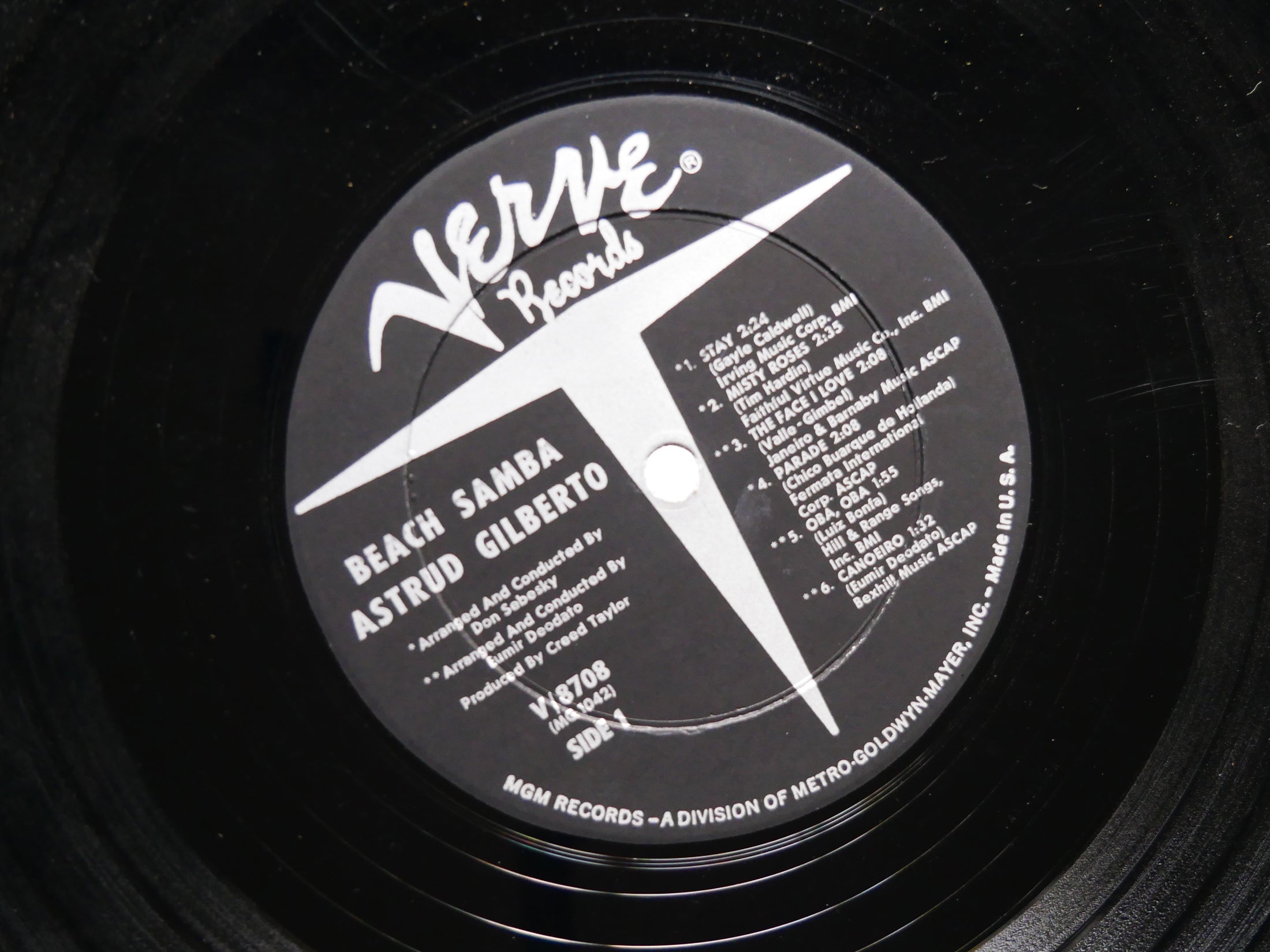 ASTRUD GILBERTO Beach Samba LP VERVE RECORDS V-8708 US 1967 RVG MONO Ron Carter